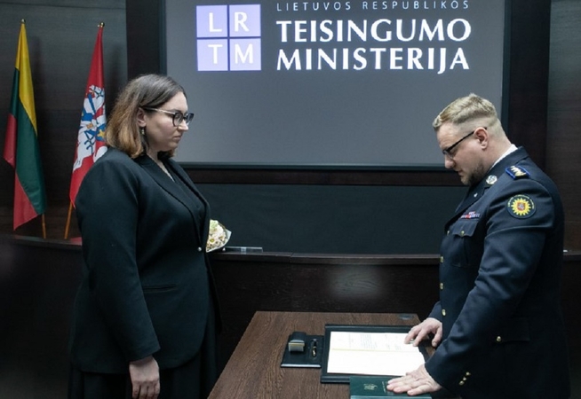 Priesaika: M. Džermeikos priesaiką priėmė teisingumo ministrė Ewelina Dobrowolska.