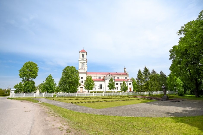 Raudondvaryje ieško vietos laidojimo namams