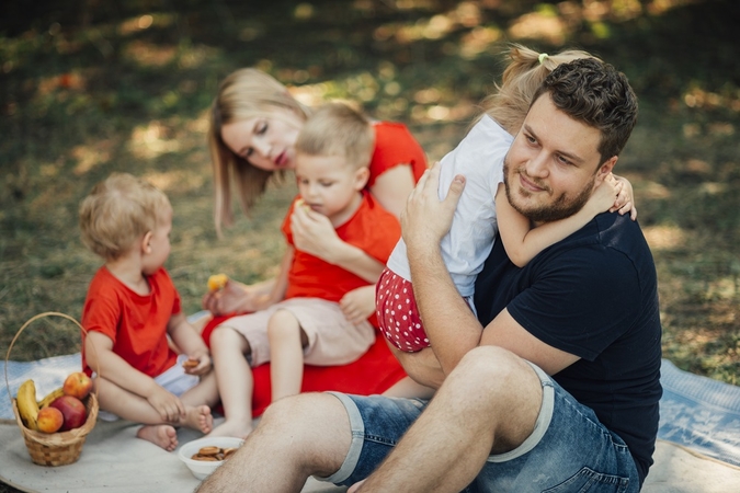 Svarbiausia: po pikniko būtina sutvarkyti aplinką, nepalikti joje savo vizito pėdsakų, o geriausia – palikti pikniko vietą dar gražesnę nei radote.