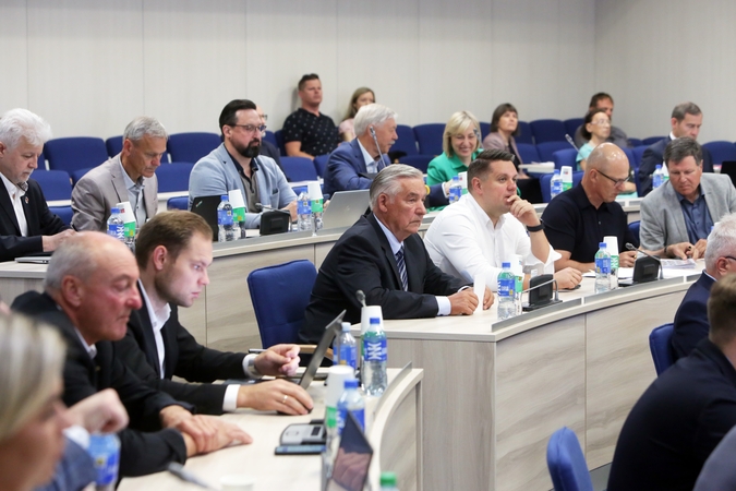 Atsiskaitė: visi Klaipėdos tarybos nariai viešai pateikė savo veiklos ataskaitas už 2024 metus.
