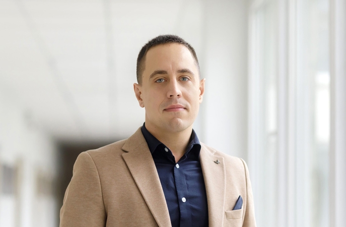 Požiūris: viešosios tvarkos sampratą dokt. M. Kirkutis įvardija kaip sunkiai apibrėžiamą ir dinamišką teisinį, kartu ir filosofinį klausimą.