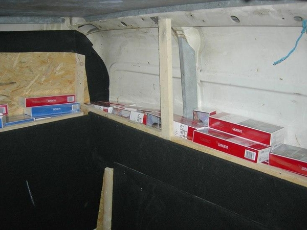 Kybartų poste įkliuvo kontrabandines cigaretes vežęs Rusijos pilietis