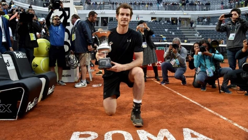 ATP teniso turnyrą Italijoje laimėjo škotas A. Murray'us
