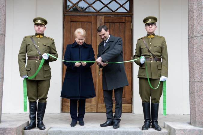 Prezidentė atidarė restauruotus prezidento A. Smetonos dvaro rūmus