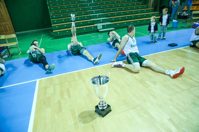 "Žalgiris" S.Butauto taurės finale po dramatiškos kovos nusileido VEF komandai (komentarai)