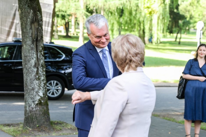 G. Nausėda žada vertinti savivaldybių galimybes daugiau skolintis