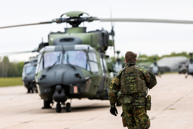Pratybų „Griffin Lightning 2025“ pristatymas ir Lietuvoje dislokuotų Vokietijos sraigtasparnių pakilimas