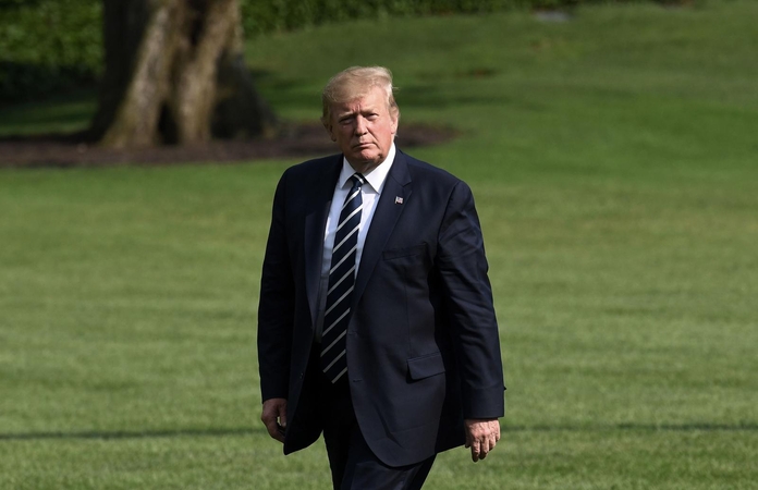 D. Trumpas neigia, kad Irane buvo atskleistas CŽV tinklas
