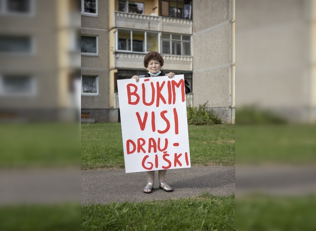 Menininkė iš Londono drąsino Šilainius žengti pirmą žingsnį