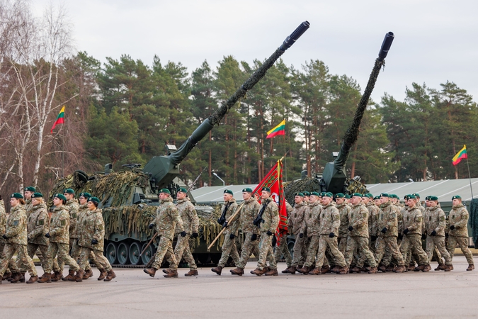 Seimas svarstys, ar į NATO misiją Kosove leisti siųsti apie 40 Lietuvos karių