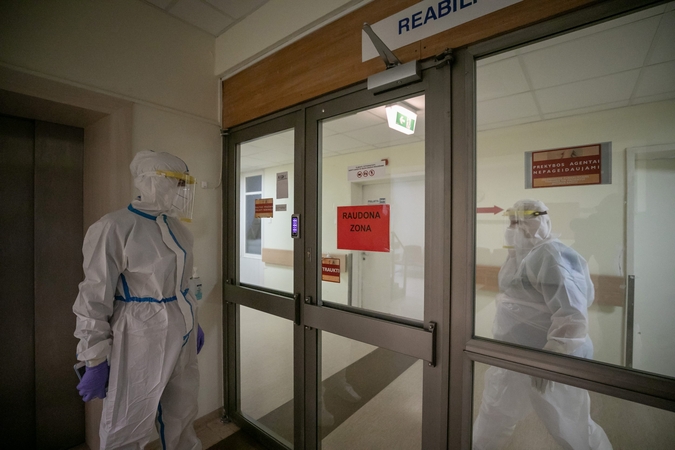 Vilniuje uždaromas vakcinacijos centras savivaldybėje ir laikinasis COVID-19 skyrius ligoninėje