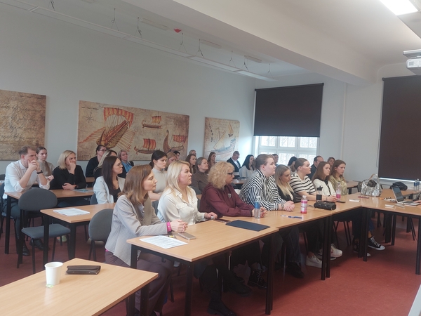 Renginys: šiais metais surengta jau trečioji studentų konferencija „35 metai laisvės ir ateities vizijos: viešojo administravimo idėjų festivalis“.