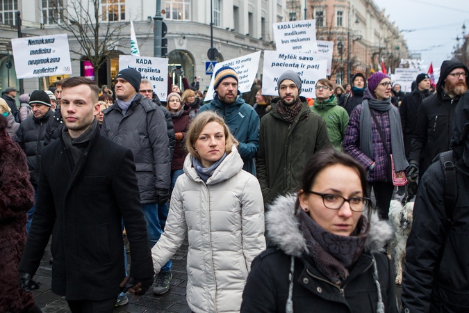 Premjeras: pajamos didės ne tik mokytojams, bet ir visiems dirbantiesiems