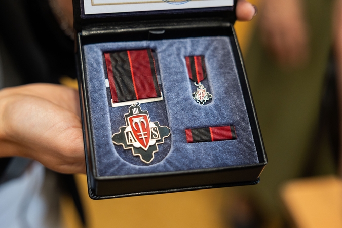 Seime – Vadovybės apsaugos tarnybos Garbės medalio įteikimo ceremonija