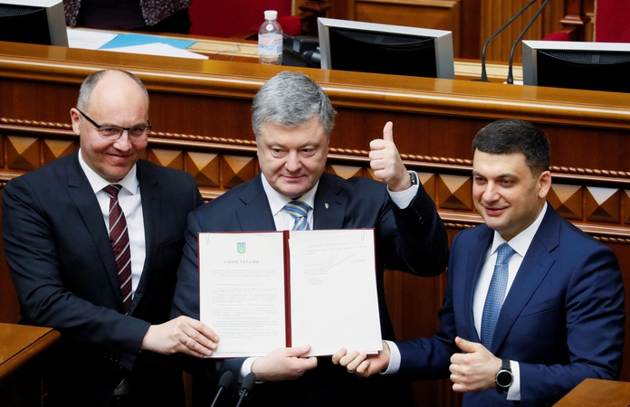 ES pripažino Ukrainos pažangą dėl reformų ir pakartojo reikalavimus Rusijai