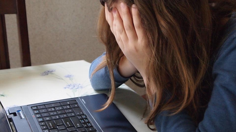 Mielai nusnaustumėte ant darbo stalo? Gydytojas siūlo sprendimą