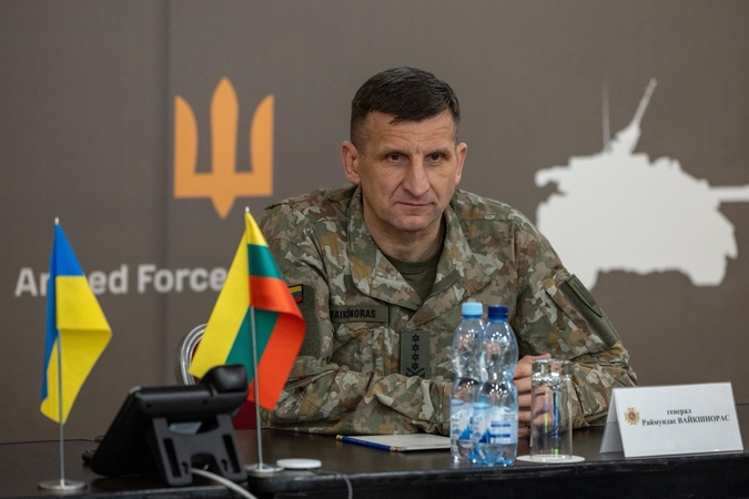 Vaikšnoras: Lietuva ruoš Ukrainos instruktorius, konsultuos dėl kariuomenės reformos