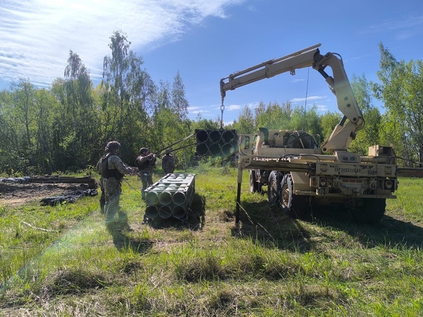 Lietuvos kariuomenėje pirmą kartą surengtos HIMARS sistemų valdymo pratybos