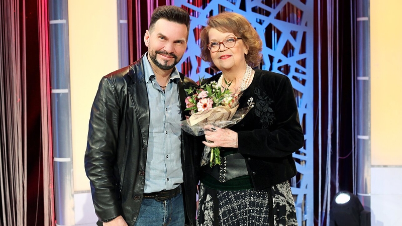 Motinos dienos proga Nijolė Tallat-Kelpšaitė sukūrė dainą