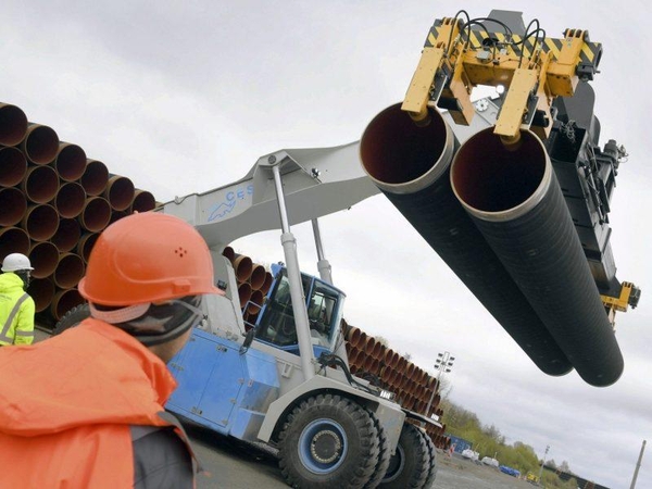 „Gazprom“ jau nutiesė daugiau nei trečdalį dujotiekio „Nord Stream 2“