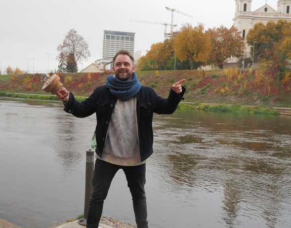 Mokiniai prisidės prie „šiukšlių turizmo“ tyrimo – į Nerį paleistas GPS siųstuvas