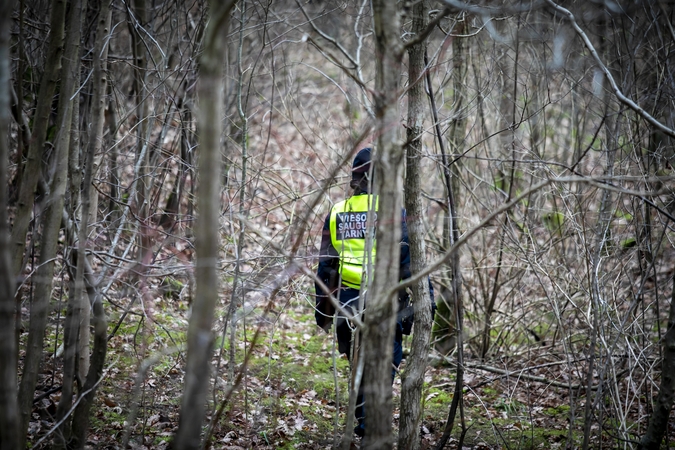 Policija ieško iš ligoninės pabėgusio vyro: manoma, kad jį gali kamuoti baltoji karštinė