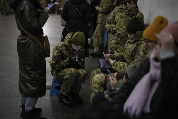 Prieš ES ir Ukrainos viršūnių susitikimą Kyjive kaukė oro pavojaus sirenos