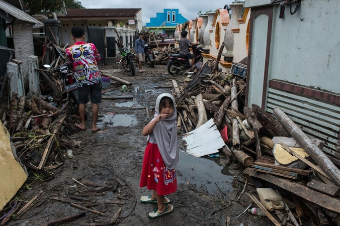 Pasklidus gandams apie naują cunamį Indonezijos miestelį apėmė panika