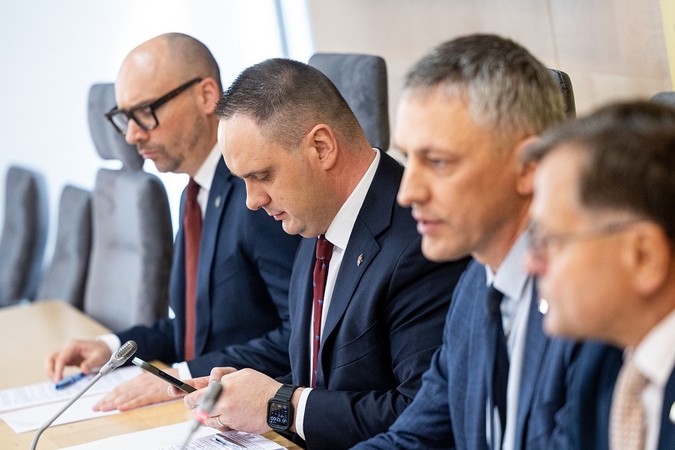 Seimo nariams sudaryta galimybė susipažinti su įslaptinta VSD pranešėjo komisijos medžiaga