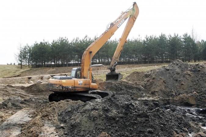 Klaipėdos rajone nukritusi metalo plokštė sužalojo smėlio karjero darbuotoją