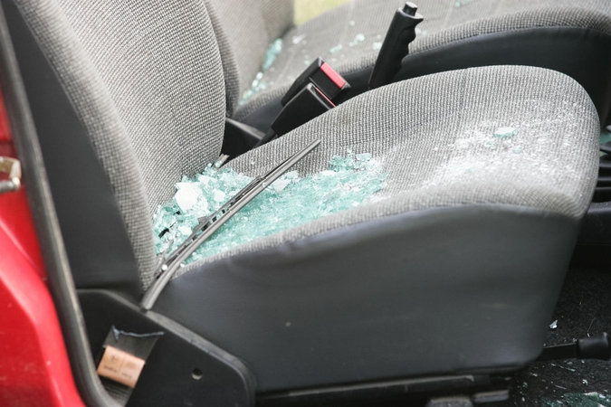 Šilutės rajone apsivertė du neblaivių vairuotojų vairuojami automobiliai
