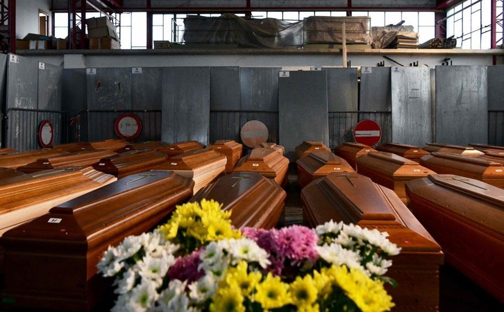 Italijoje koronaviruso epidemijos aukų skaičius viršijo 20 tūkst.