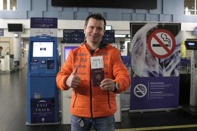 Į Dakarą išvykstančio A. Juknevičiaus tikslas nesikeičia: kitaip nėra ko važiuoti