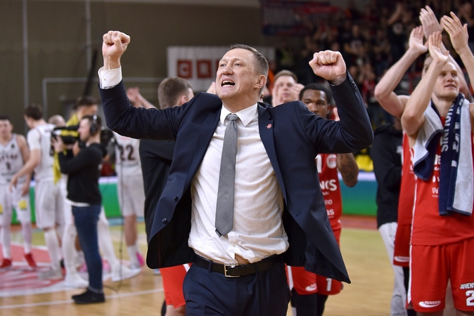 Devyniems „Juventus“ komandos nariams leista nutraukti saviizoliaciją