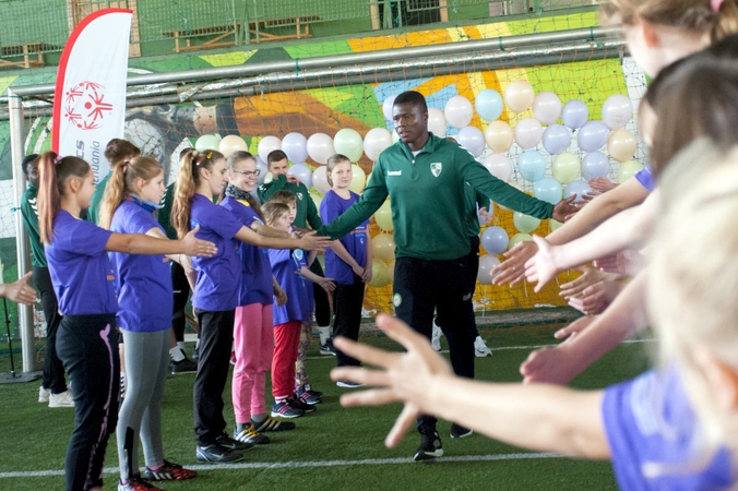 Ypatingų poreikių vaikams – futbolo profesionalų dėmesys