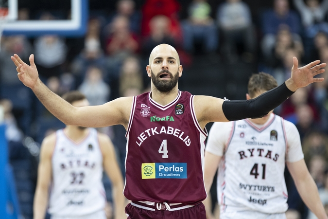 „Lietkabelis“ neteko lyderio: atlyginimą pasikėlęs Ž. Šakičius keliasi į Rusiją