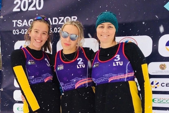 Lietuvos sniego tinklininkės Armėnijoje žengė į pusfinalį