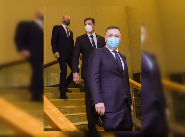 A. Guoga apie pasitraukimą iš Seimo: Darbo partijos žmonės tapo vieno asmens įkaitais