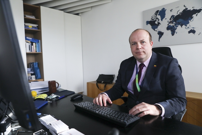 Lietuvos oro uostų vadovas išrinktas į Tarptautinės oro uostų tarybos valdybą