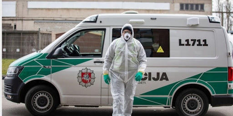 Policija skyrė pirmąją baudą už saviizoliacijos pažeidimą