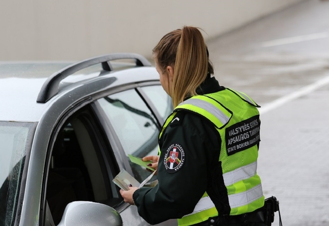 Vilniaus rajono gyventojas įkliuvo pasieniečiams: pateikė, įtariama, suklastotą dokumentą
