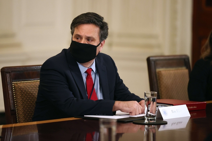 JAV paneigė pranešimus apie Irano planus paleisti keturis amerikiečius