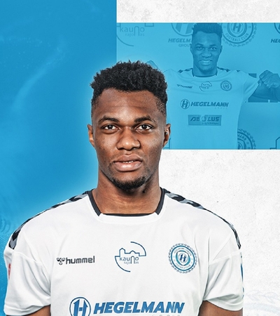 Futbolo klubą „Hegelmann“ sustiprino Baltarusijoje žaidęs gynėjas iš Nigerijos