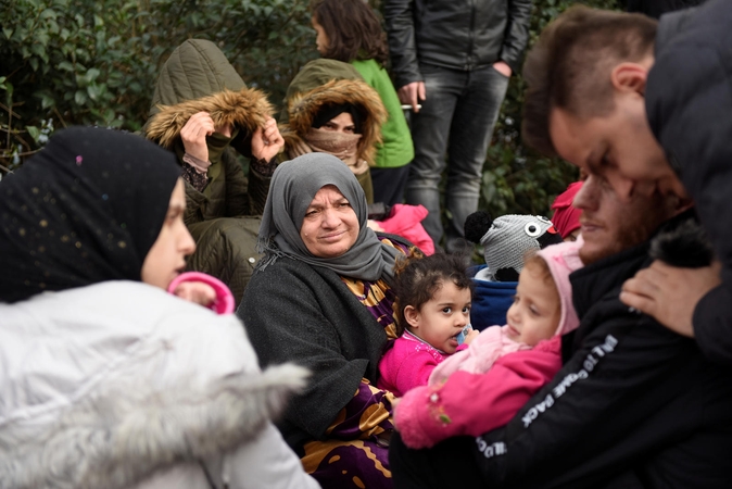 Po Turkijos sprendimo dėl migrantų Bulgarija ir Graikija sustiprino sienų kontrolę
