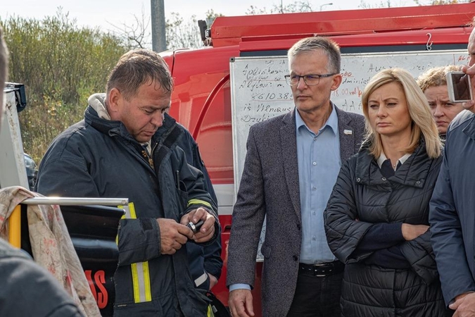 Vidaus reikalų ministrė: žmonės gaus reikalingą pagalbą, kol bus užgesintas gaisras