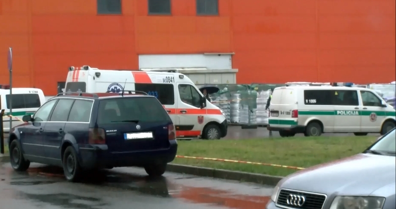Vilniaus apylinkės teisme sprogmuo nerastas, darbas atnaujintas