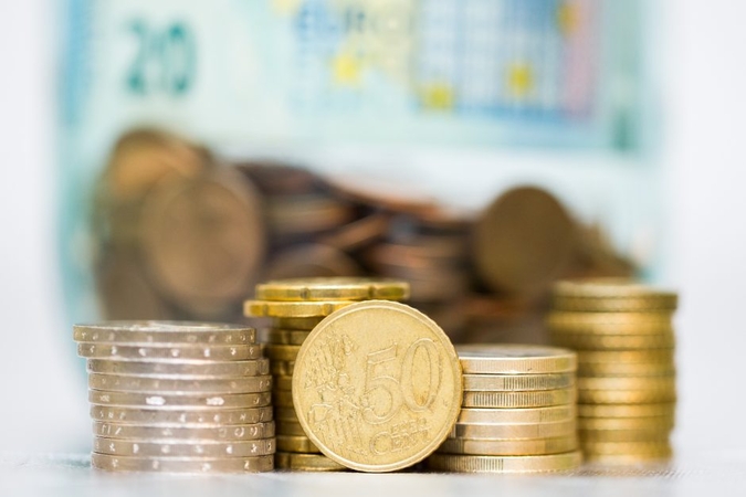 Ekonomistai: septynių procentų biudžeto deficitas yra realistiškas