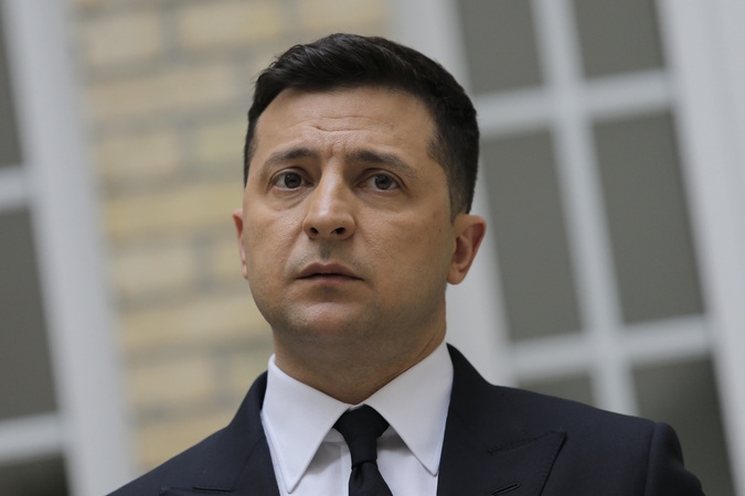 Ukrainos prezidentas sako esąs pasirengęs susitikti su V. Putinu bet kurioje teritorijoje