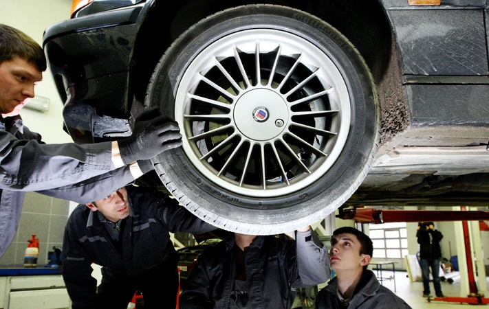 Automobilio paruošimas žiemai: tenka ir skolintis