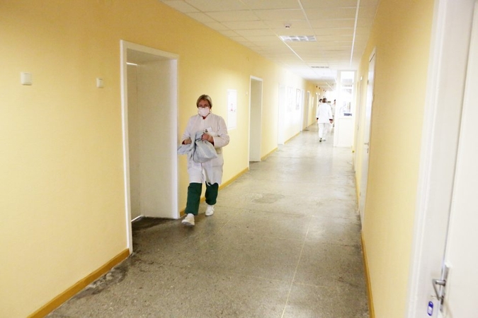 Valstybinė ligonių kasa ragina pasirūpinti sveikatos kortelėmis